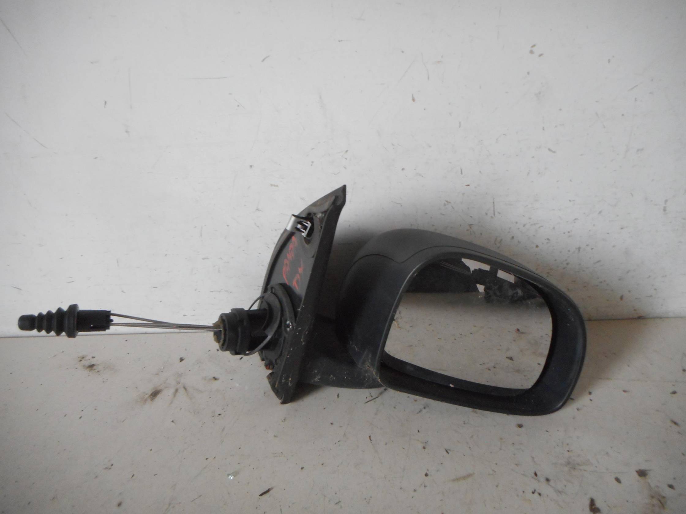 Retrovisore est. dx.